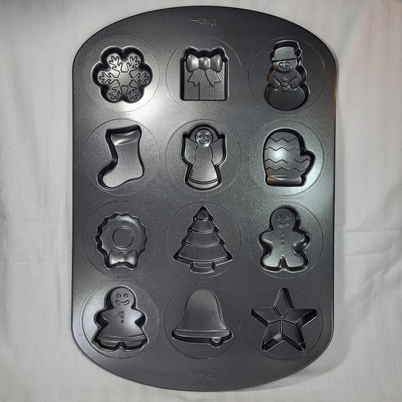 Wilton Other - Wilton 12 Cookie Shapes Pan Non-Stick Christmas Holiday Baking Mold Metal